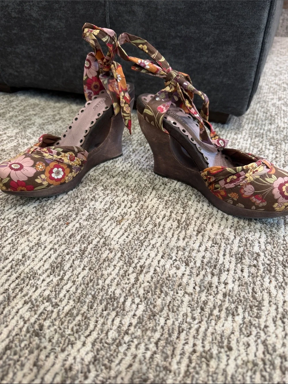 Seychelles Floral Tie-Detail Wedge Sandals in Brown, Pink, Yellow